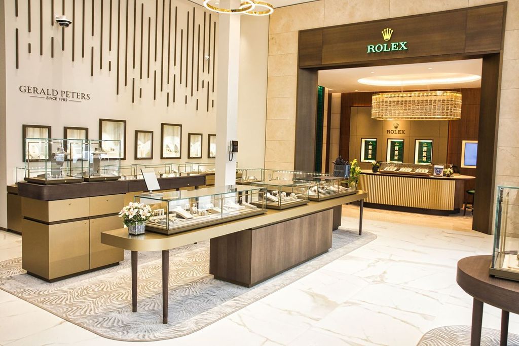Gerald Peters Store